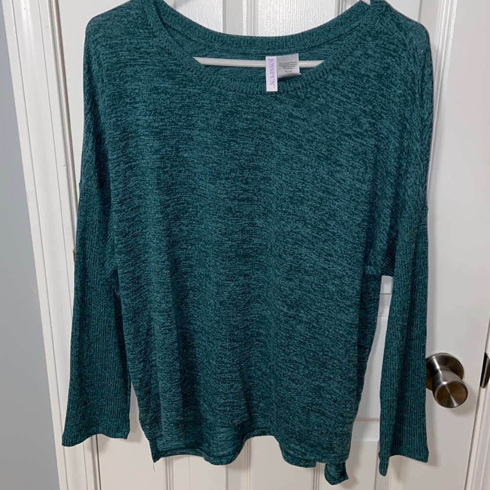 Super soft green Joyspun sweater (8-10)